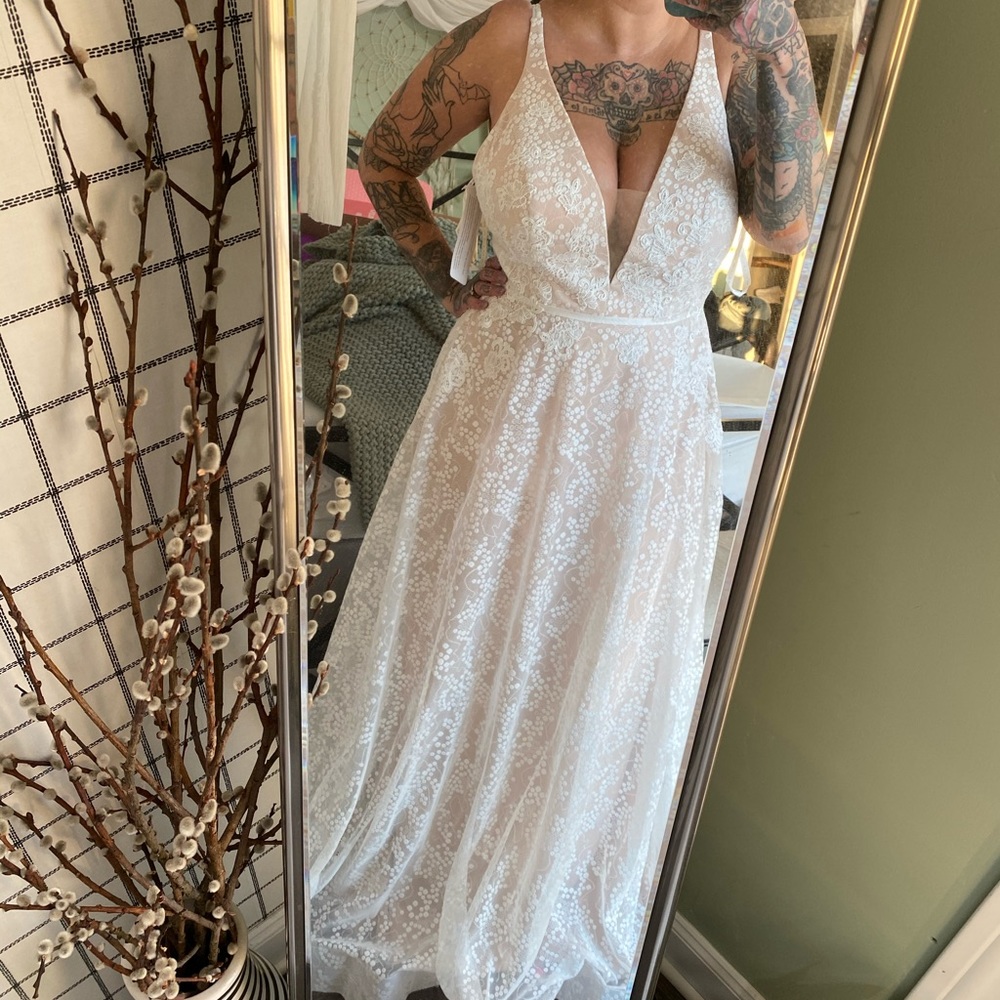 David’s bridal wedding dress